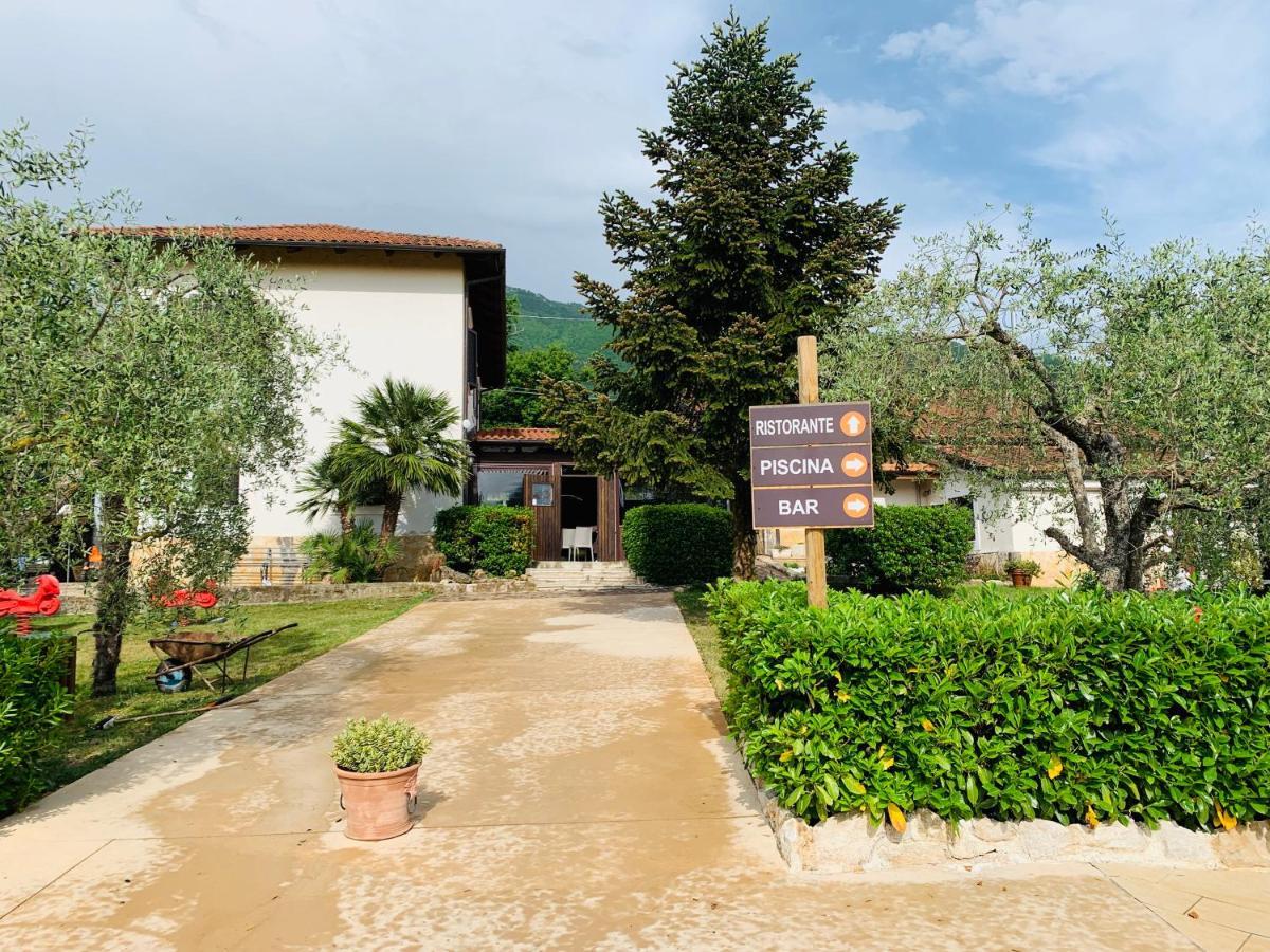 Agriturismo IL CASTAGNETO Padula Exterior foto