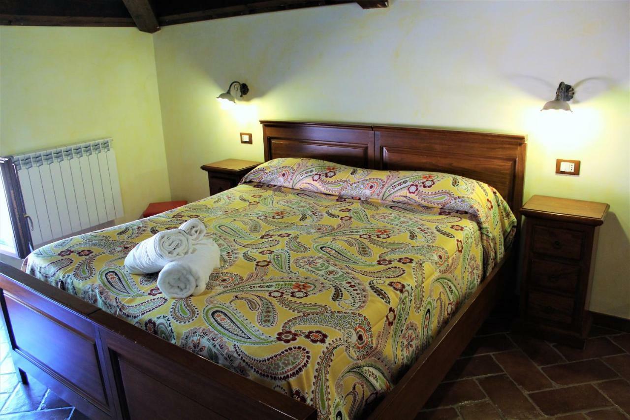 Agriturismo IL CASTAGNETO Padula Exterior foto